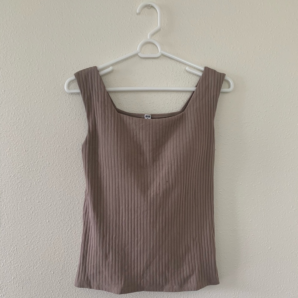 Uniqlo bra top size M